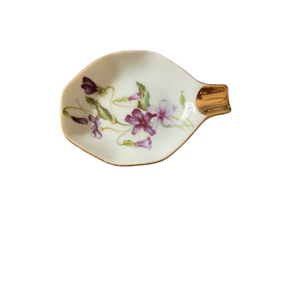 Vintage, ceramic floral design, gold, trimmed ashtray 4x3